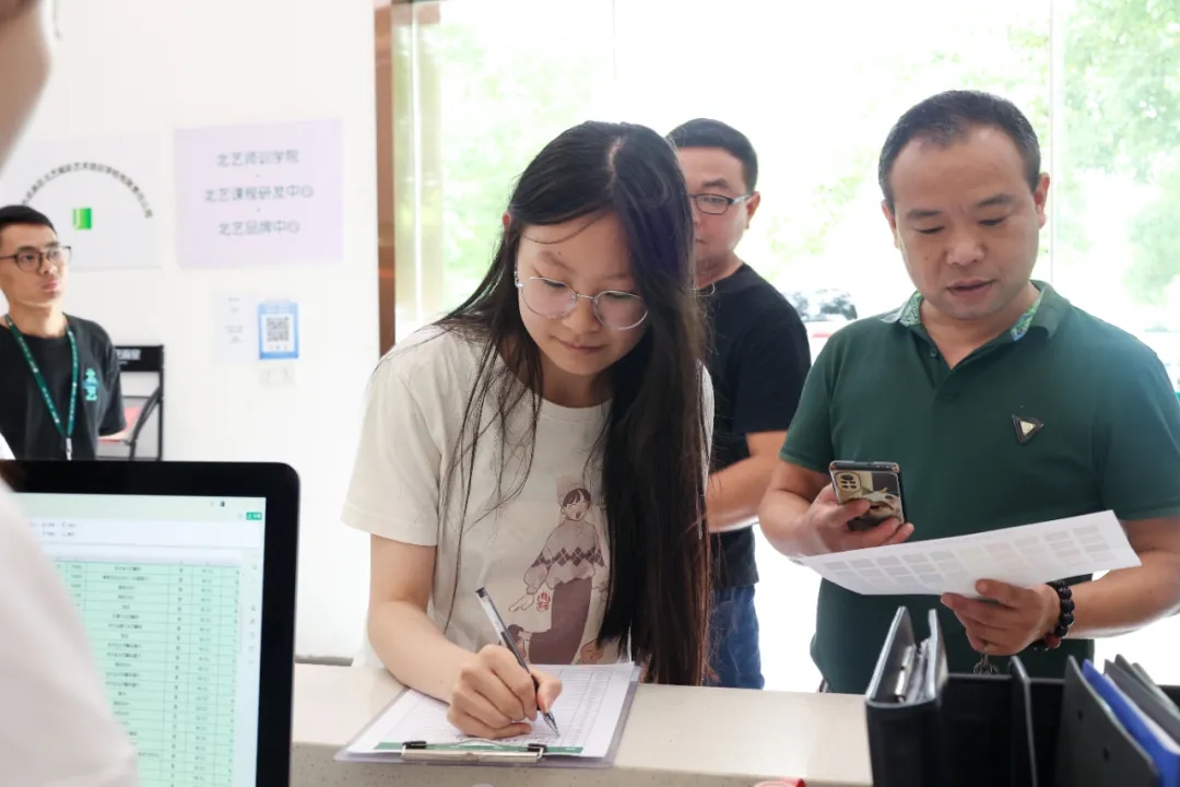 美好相遇，从此开始&mdash;&mdash;k8凯发(中国)天生赢家·一触即发2025届新生入学指南