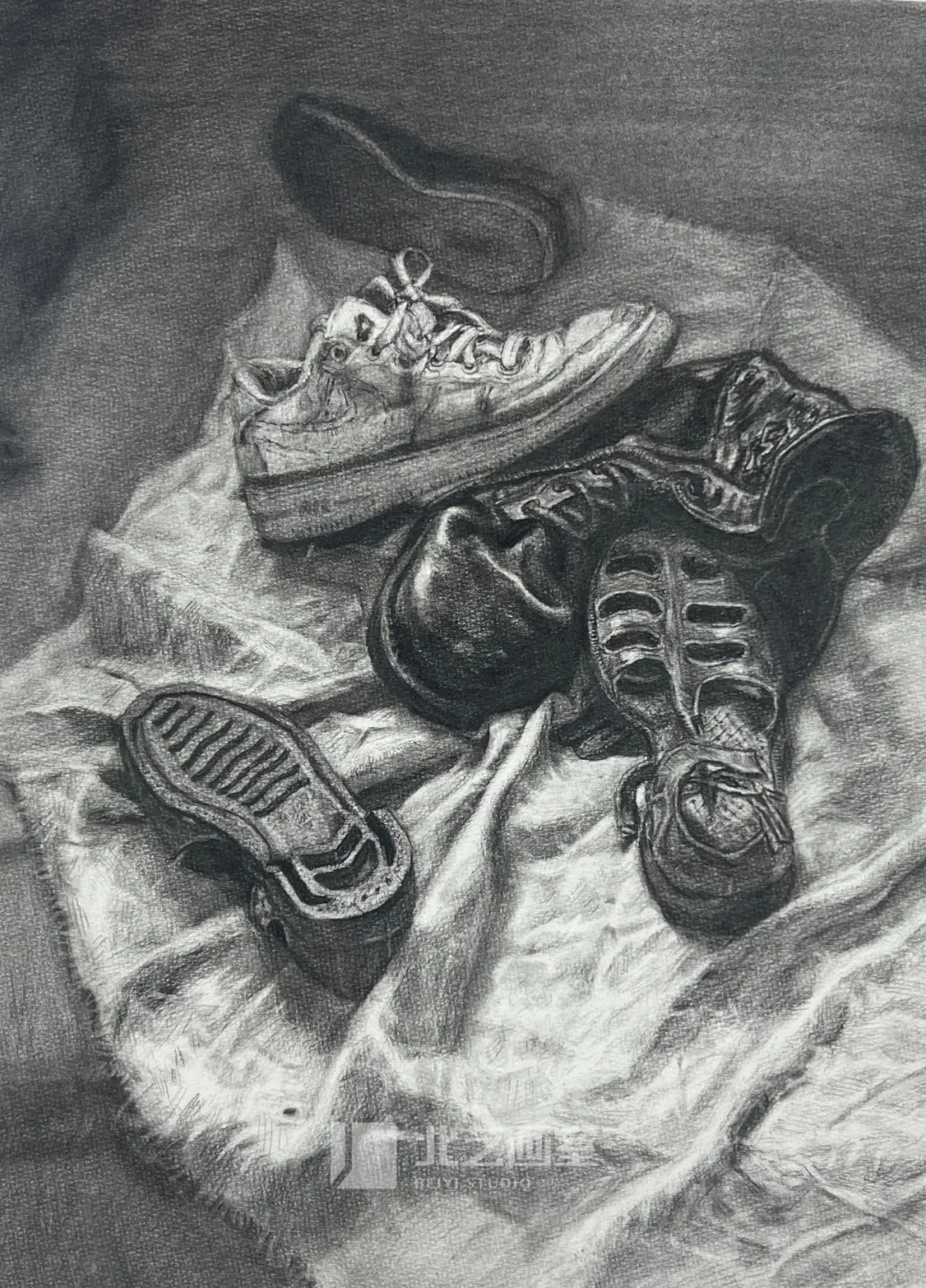 k8凯发(中国)天生赢家·一触即发2025届学员素描静物写生作品