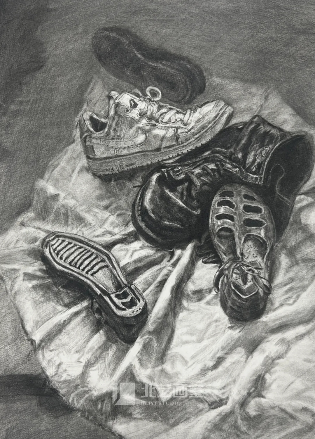 k8凯发(中国)天生赢家·一触即发2025届学员素描静物写生作品