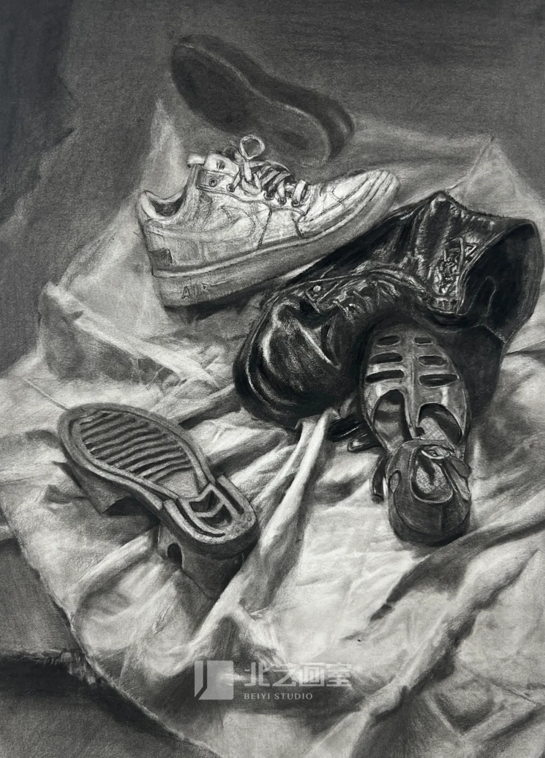 k8凯发(中国)天生赢家·一触即发2025届学员素描静物写生作品