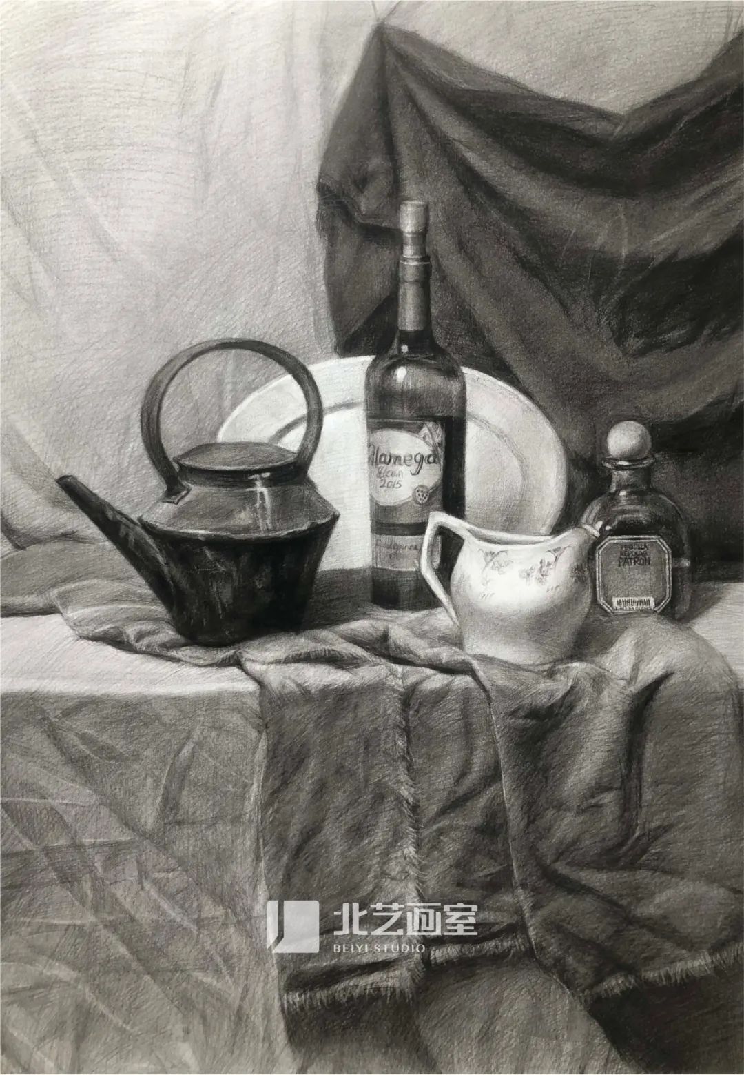 k8凯发(中国)天生赢家·一触即发2023届学员素描静物写生作品